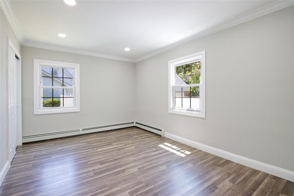 Empty room, Interior, Recessed Lighting, Wood Texture Flooring