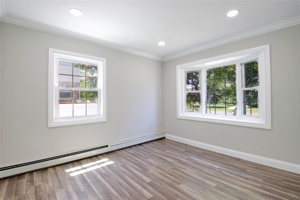 Empty room, Interior, Recessed Lighting, Wood Texture Flooring