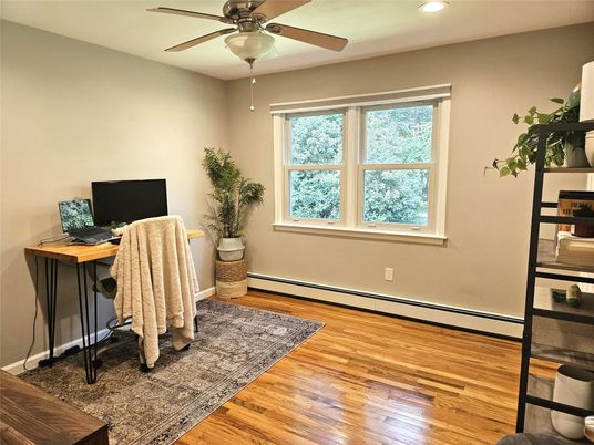 Home Office, Interior, Recessed Lighting, Wood Texture Flooring
