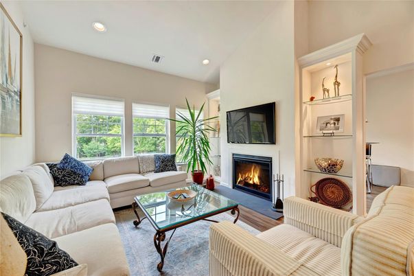 Fireplace, Interior, Living room, Recessed Lighting
