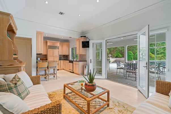 Dining room, Interior, Kitchen, Living room, Recessed Lighting