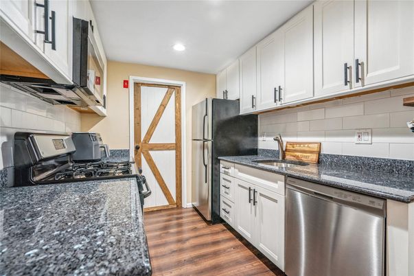 Interior, Kitchen, Recessed Lighting, Wood Texture Flooring