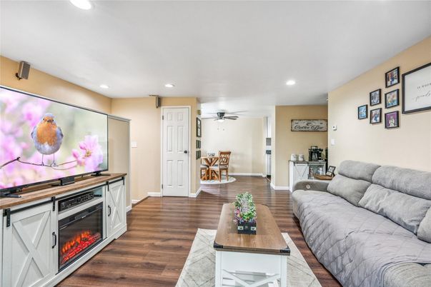 Dining room, Interior, Living room, Recessed Lighting, Wood Texture Flooring
