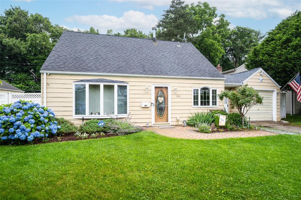 Backyard, Detached Garage, Exterior, Facade, Cape Cod