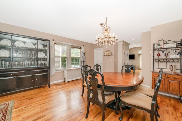 Chandelier, Dining room, Interior, Recessed Lighting, Wood Texture Flooring