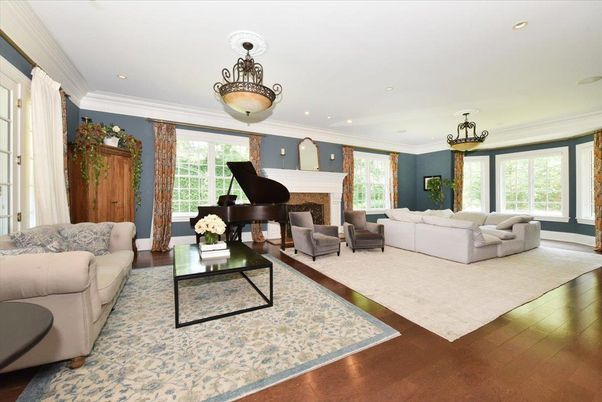 Fireplace, Interior, Living room, Pendant Lights, Piano, Recessed Lighting, Wood Texture Flooring