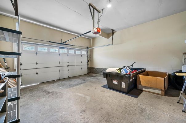 Garage, Interior