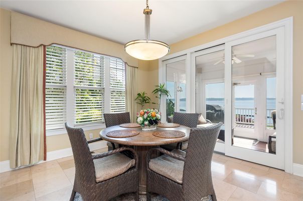 Dining room, Interior, Pendant Lights, Water