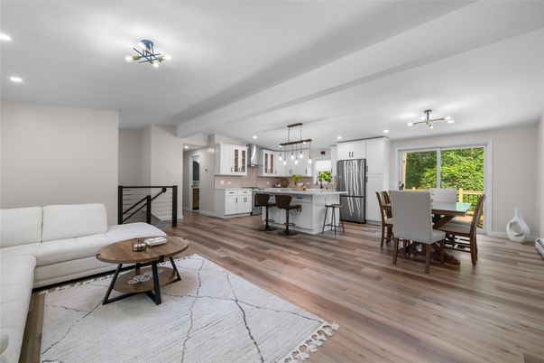 Dining room, Interior, Kitchen, Living room, Pendant Lights, Recessed Lighting, Stainless Steel Appliances, Wood Texture Flooring