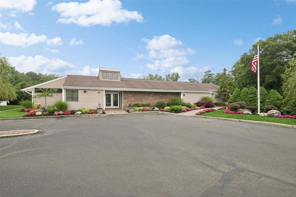 Exterior, Facade, Cape Cod