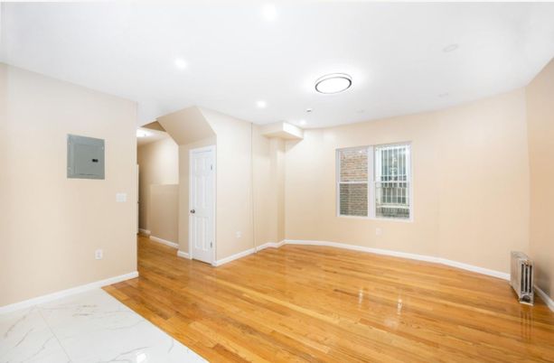 Empty room, Interior, Marble, Recessed Lighting, Wood Texture Flooring