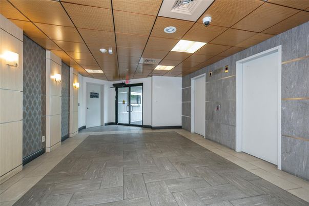 Elevator, Interior