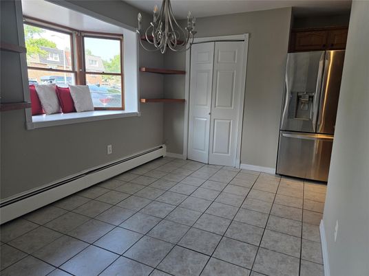 Chandelier, Empty room, Interior, Kitchen, Stainless Steel Appliances