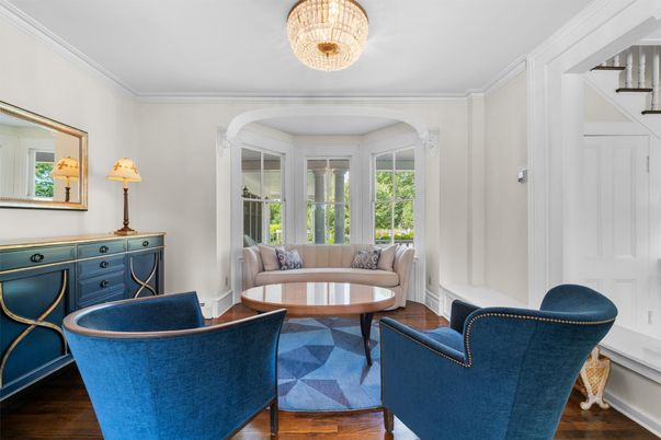 Chandelier, Interior, Living room, Wood Texture Flooring