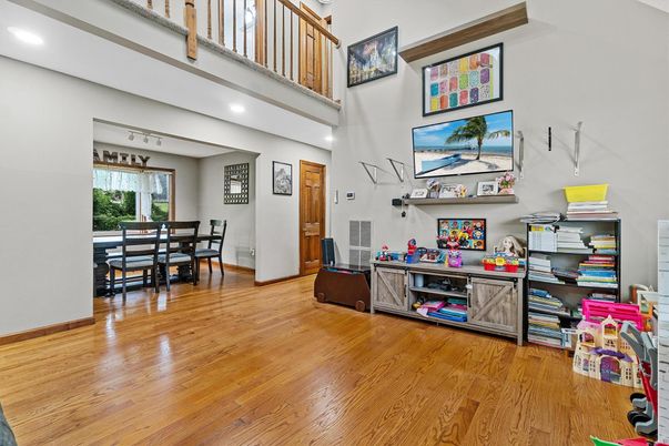 Dining room, Interior, Recessed Lighting, Wood Texture Flooring