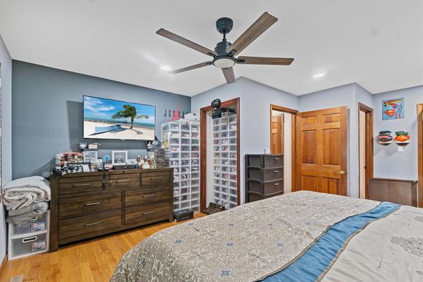 Bedroom, Interior, Recessed Lighting, Wood Texture Flooring