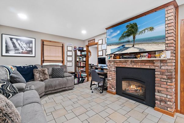 Fireplace, Home Office, Interior, Living room, Recessed Lighting