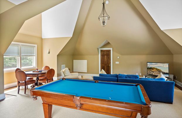 Billiard Table, Game Room, Interior, Pendant Lights