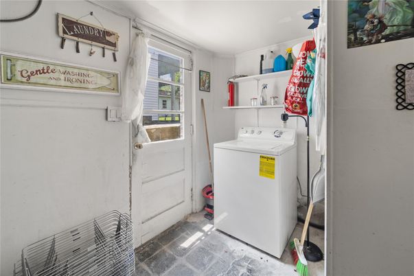 Interior, Washer
