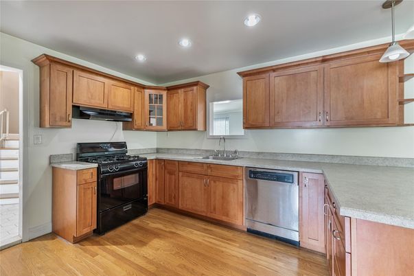 Interior, Kitchen, Pendant Lights, Recessed Lighting, Wood Texture Flooring