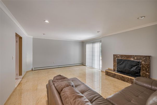 Fireplace, Interior, Recessed Lighting