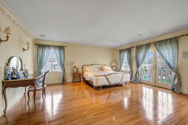 Bedroom, Home Office, Interior, Recessed Lighting, Wood Texture Flooring