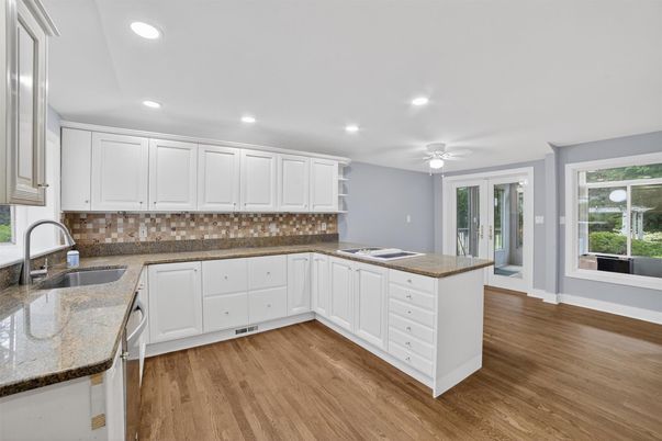 Interior, Kitchen, Recessed Lighting, Wood Texture Flooring