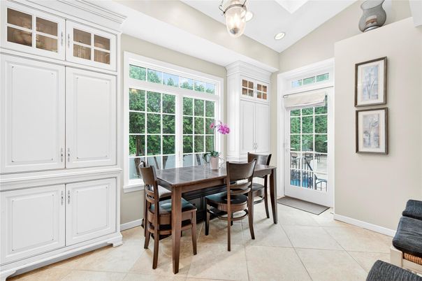 Dining room, Interior, Recessed Lighting
