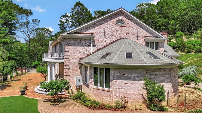 Exterior, Facade, Brick Facade, Brick Traditional