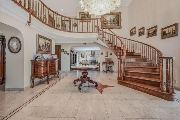 Chandelier, Interior, Recessed Lighting