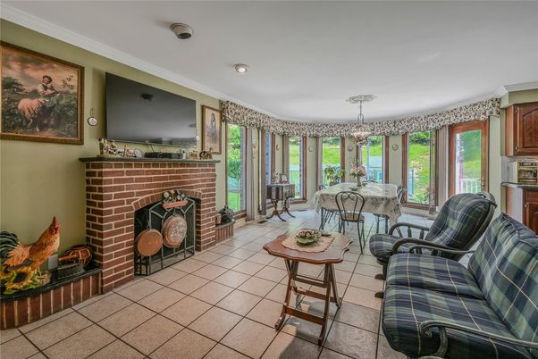 Chandelier, Dining room, Fireplace, Interior