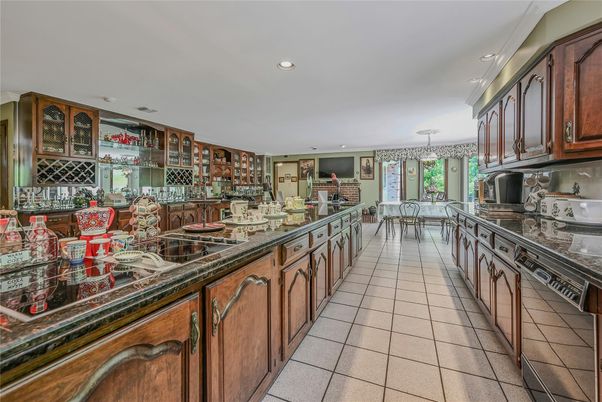 Chandelier, Dining room, Interior, Kitchen, Recessed Lighting