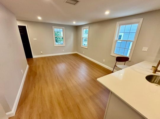 Interior, Recessed Lighting, Wood Texture Flooring