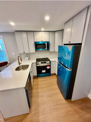 Interior, Kitchen, Recessed Lighting, Wood Texture Flooring