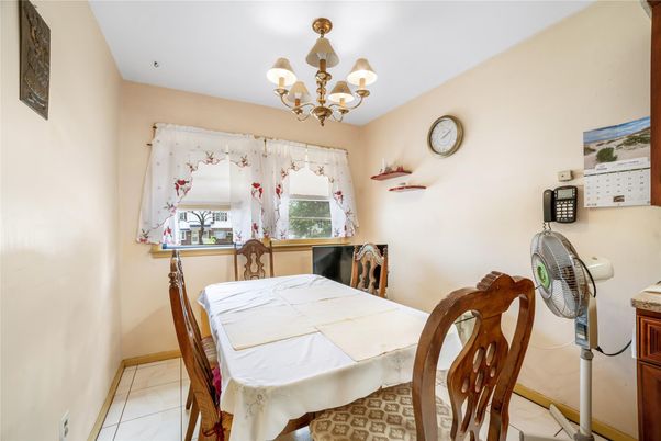 Chandelier, Dining room, Interior, Marble