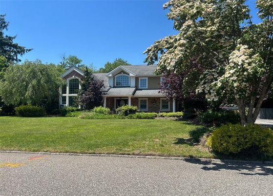 Exterior, Facade, Tudor Revival