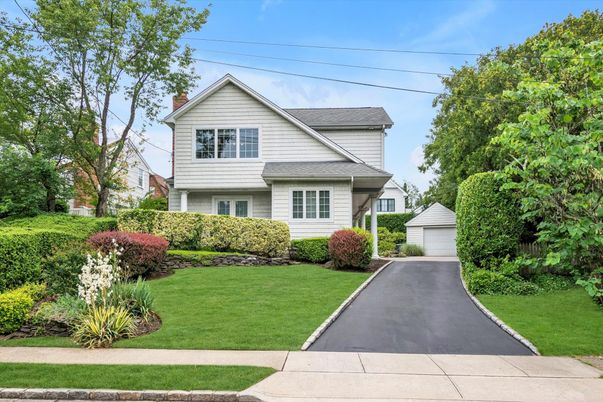 Detached Garage, Exterior, Facade, Split Level