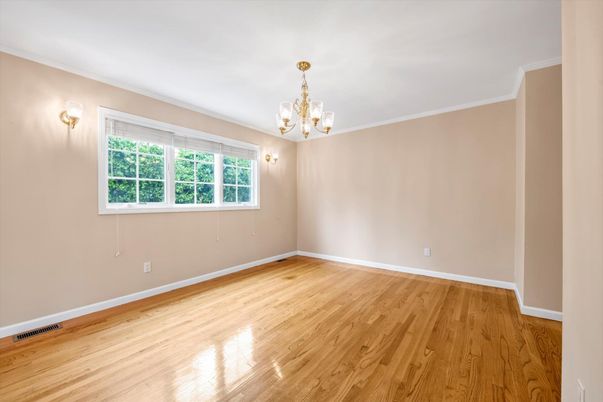 Chandelier, Empty room, Interior, Wood Texture Flooring