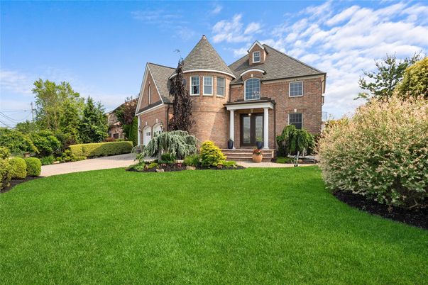 Exterior, Facade, Brick Facade, French Provincial