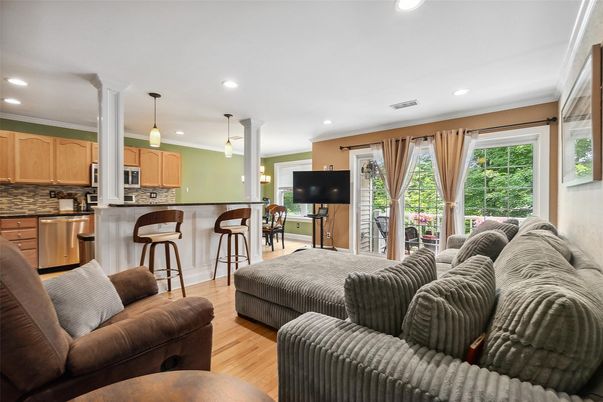Interior, Kitchen, Living room, Pendant Lights, Recessed Lighting, Stainless Steel Appliances, Wood Texture Flooring