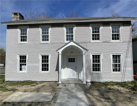 Exterior, Facade, Georgian