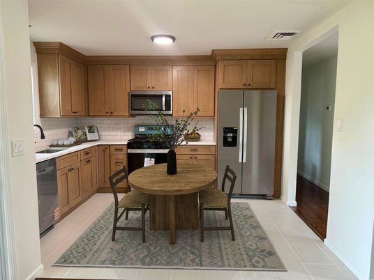 Dining room, Interior, Kitchen, Stainless Steel Appliances, Wood Texture Flooring