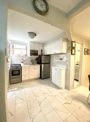 Interior, Kitchen, Marble, Stainless Steel Appliances