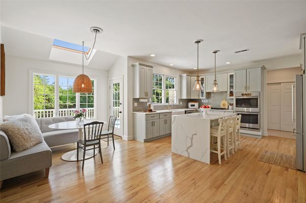 Dining room, Interior, Kitchen, Pendant Lights, Recessed Lighting, Stainless Steel Appliances, Wood Texture Flooring