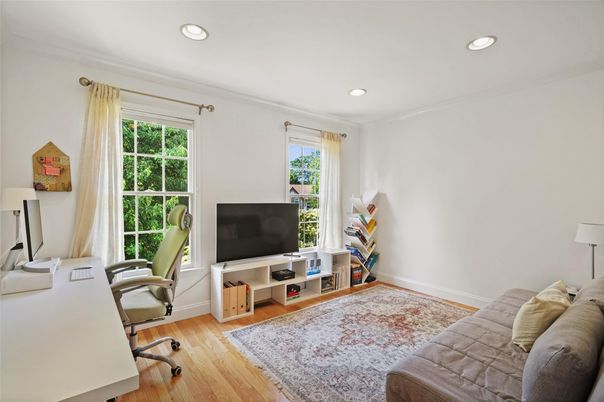 Home Office, Interior, Recessed Lighting, Wood Texture Flooring