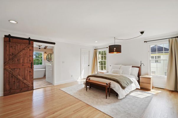 Bathroom, Bedroom, Interior, Recessed Lighting, Wood Texture Flooring
