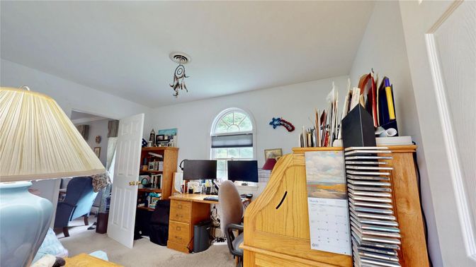 Home Office, Interior