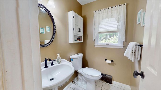 Bathroom, Interior