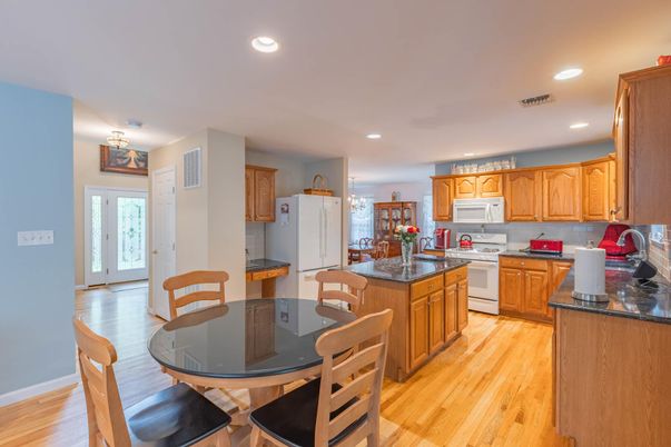 Dining room, Interior, Kitchen, Recessed Lighting, Wood Texture Flooring
