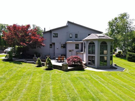 Backyard, Exterior, Hot Tub